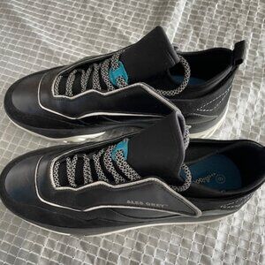 ALES GREY LEATHER  MEN SNEAKERS SIZE 9